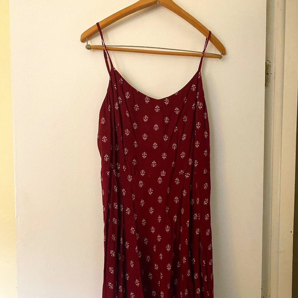 Old Navy Dress Maroon with White Pattern